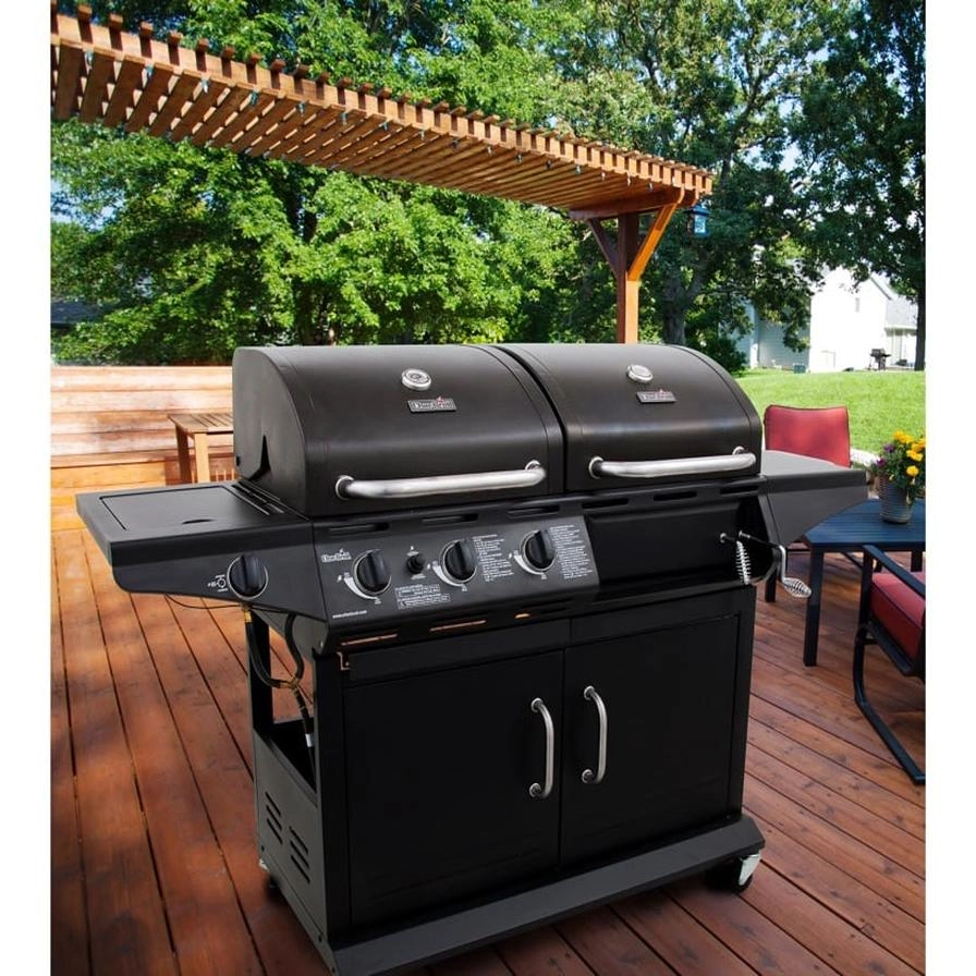 Char-Broil Deluxe 3-Burner Gas & Charcoal Combo Grill - 3 zone(s) Gas & Charcoal