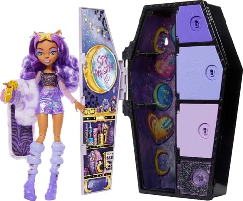Clawdeen Wolf Doll - Skulltimate Secrets Fearidescent Series Dress-Up Locker 19+ Surprises