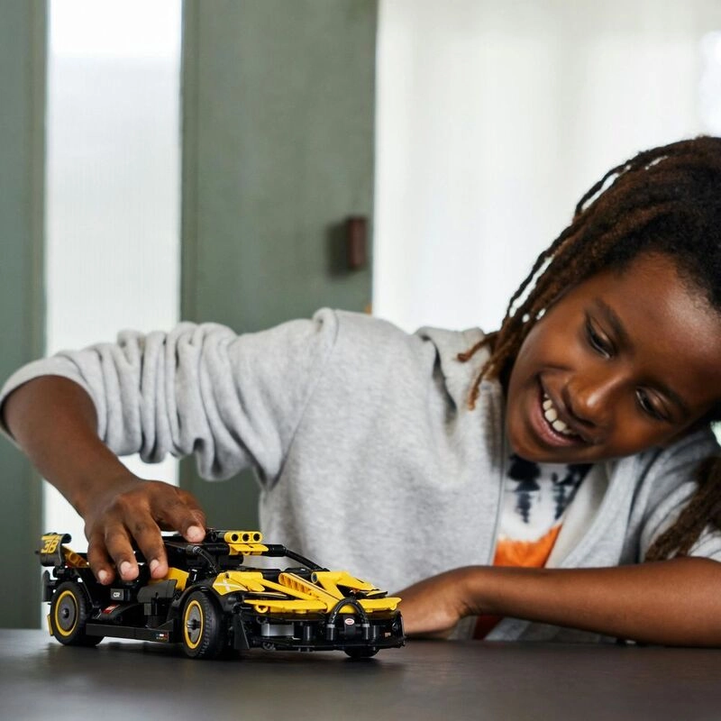 Technic Bugatti Bolide (42151)