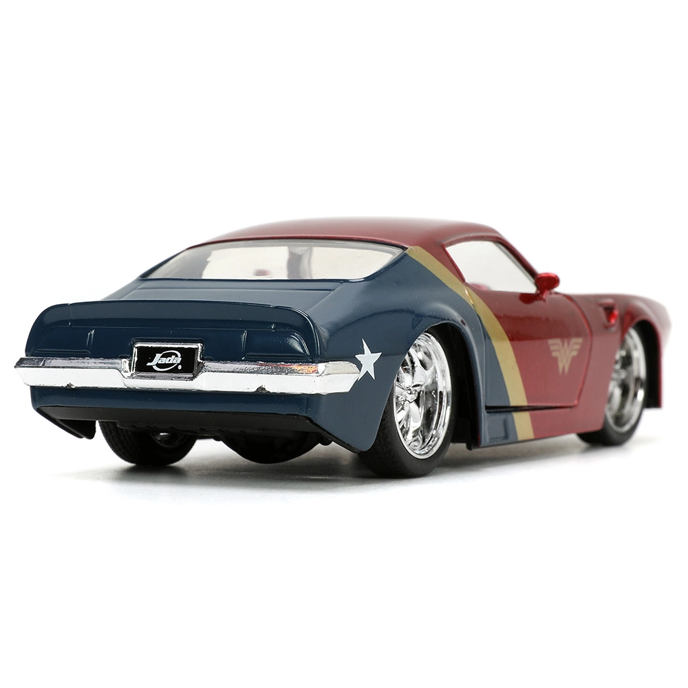 Wonder Woman 1972 Pontiac Firebird - 1:32