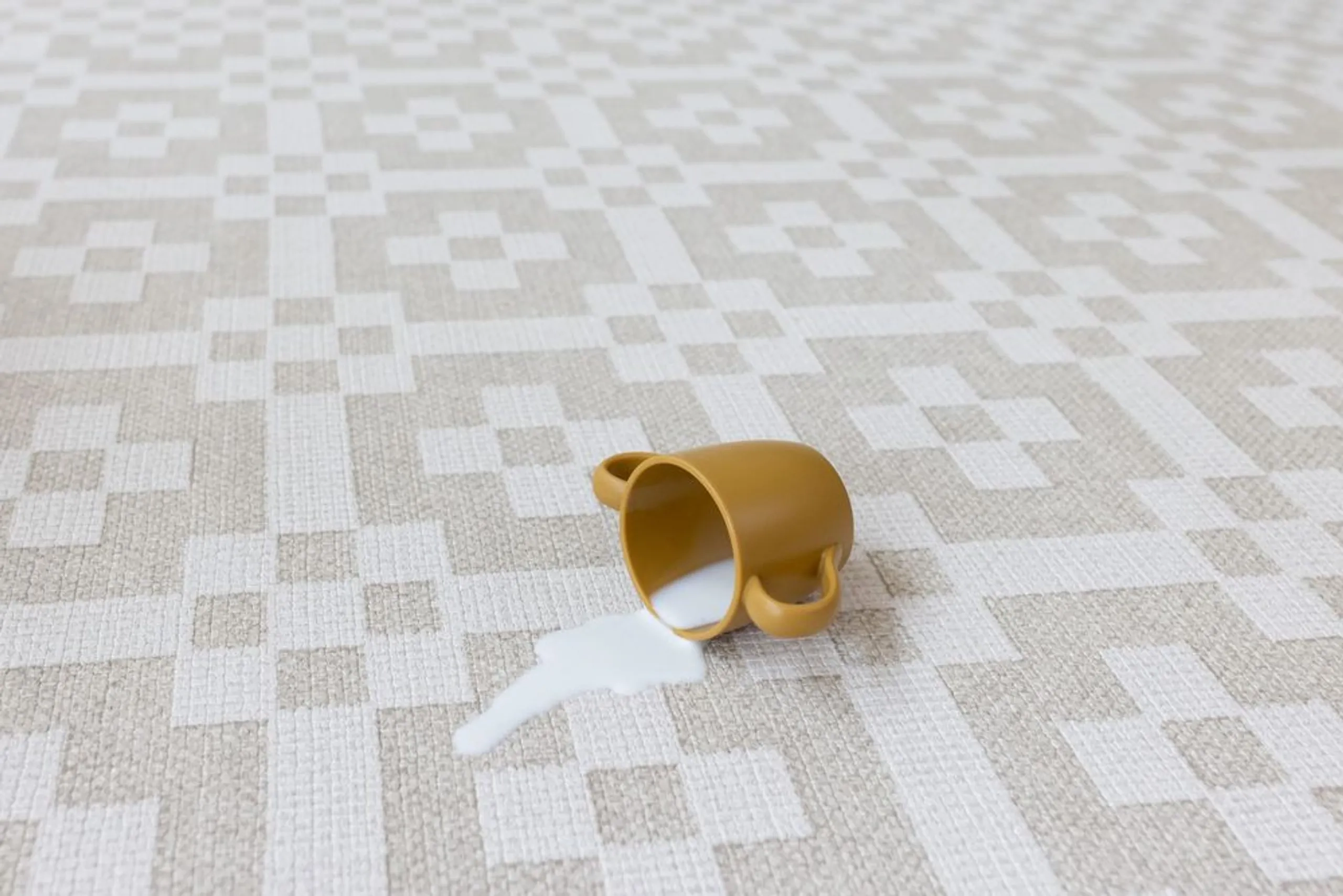 Holbein And The Pembroke Xl Playmat - Newborn