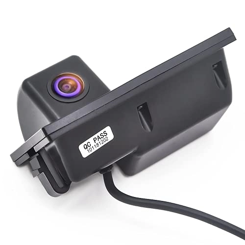 Rear View Reverse Backup Tracks Camera - 728 x 512