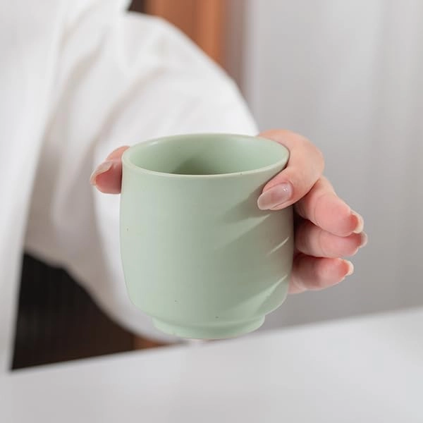 Elegant Japanese Tea Cup - 4 pcs - 175 ml