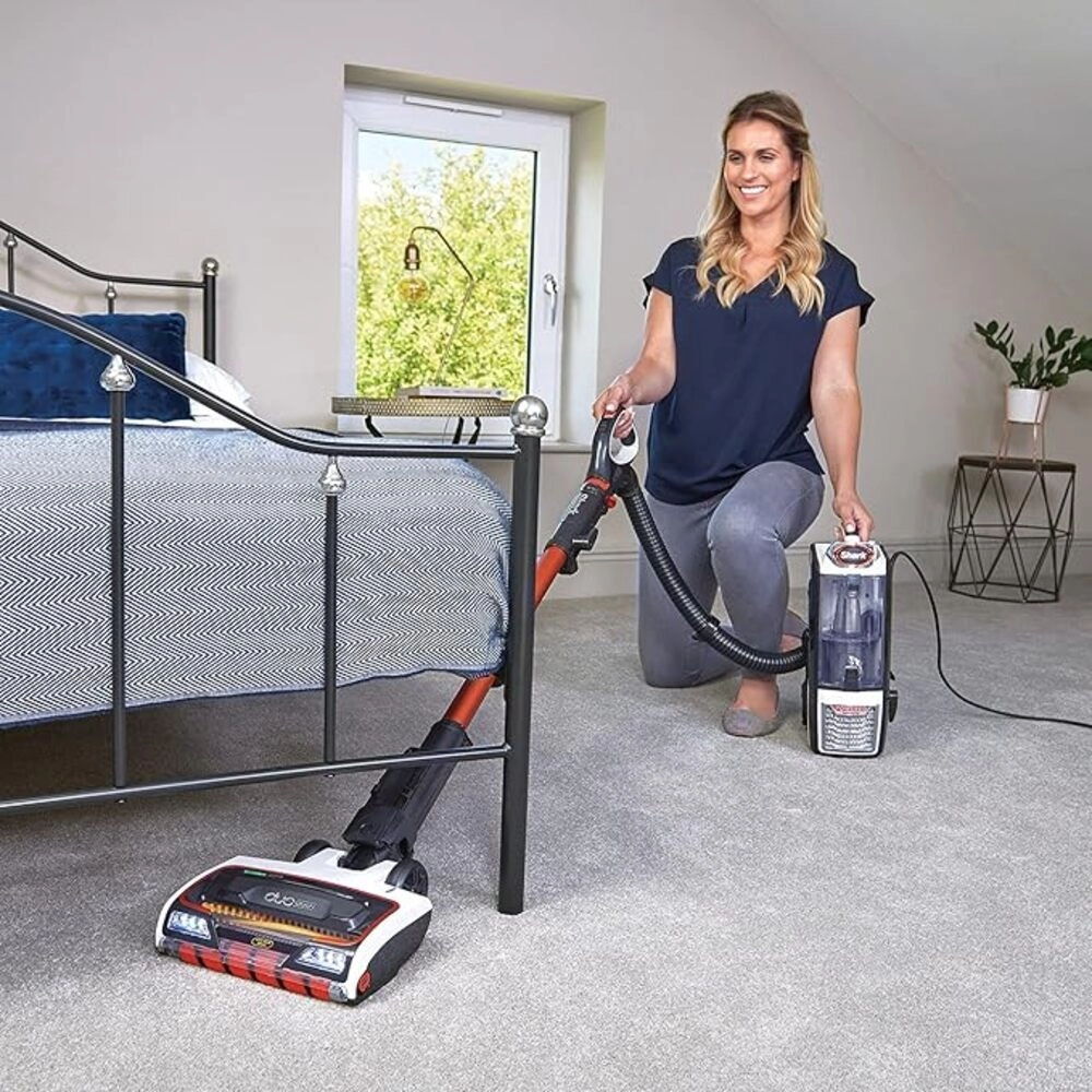 Corded Vacuum Cleaner With Anti Hair Wrap Technology & Duoclean (26483508-NZ801MET)