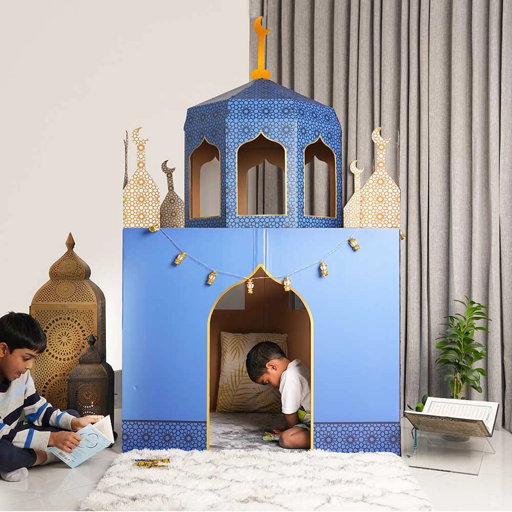 Magnificent Cardboard Playmosque