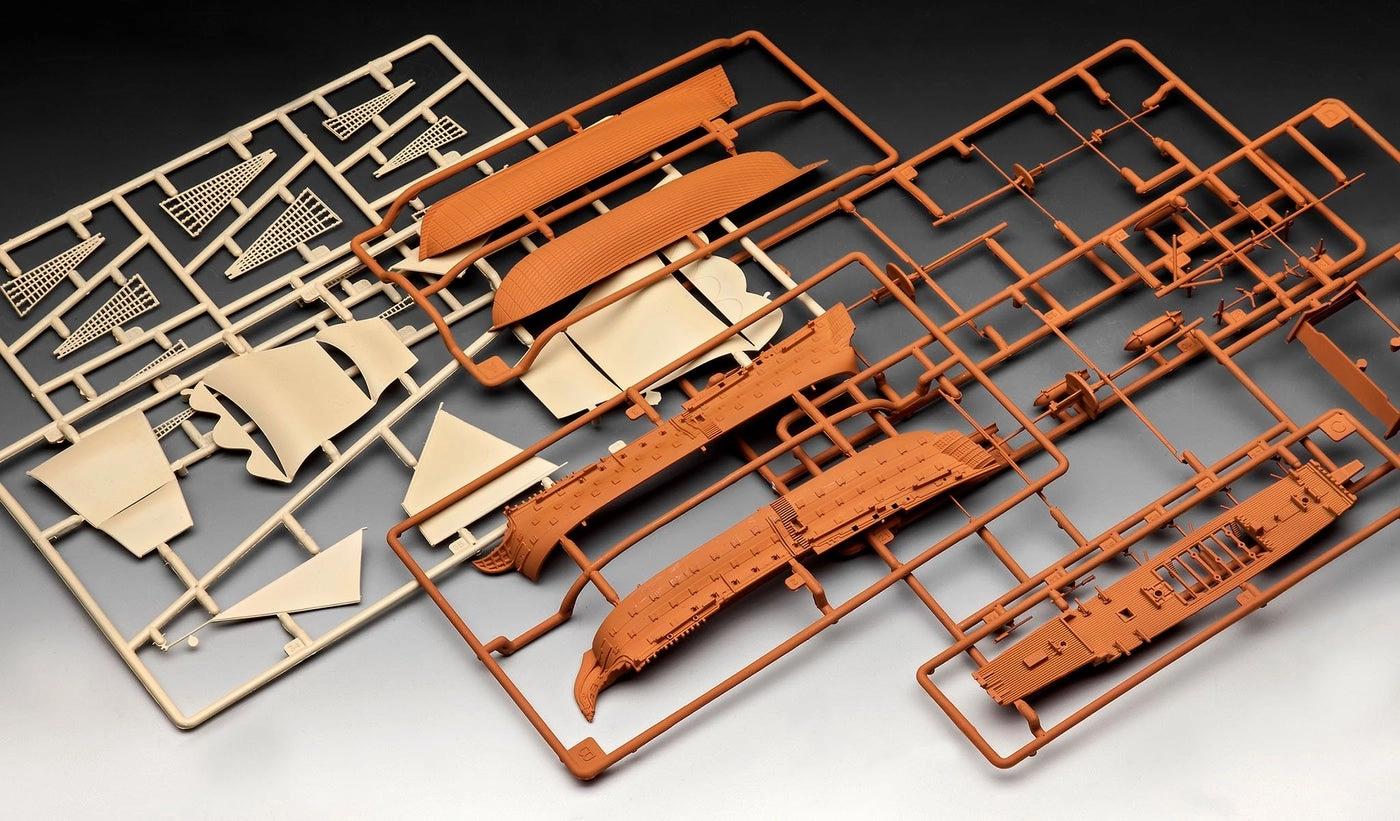 HMS Victory Model Kit (80-5819)