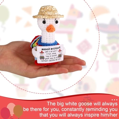 Graduation Goose Crochet - 9x8x6cm