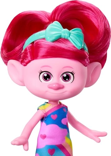 Queen Poppy Fashion Doll - Trendsettin’ Pink Ages 3+