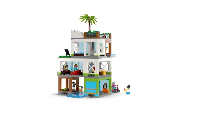 City Apartment Building (60365)