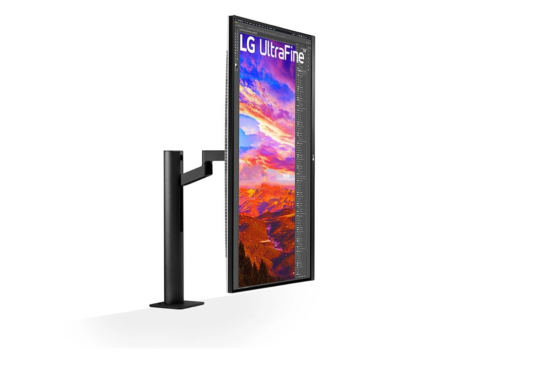 32UP83AK-W - 31.5 Inches 3840 x 2160