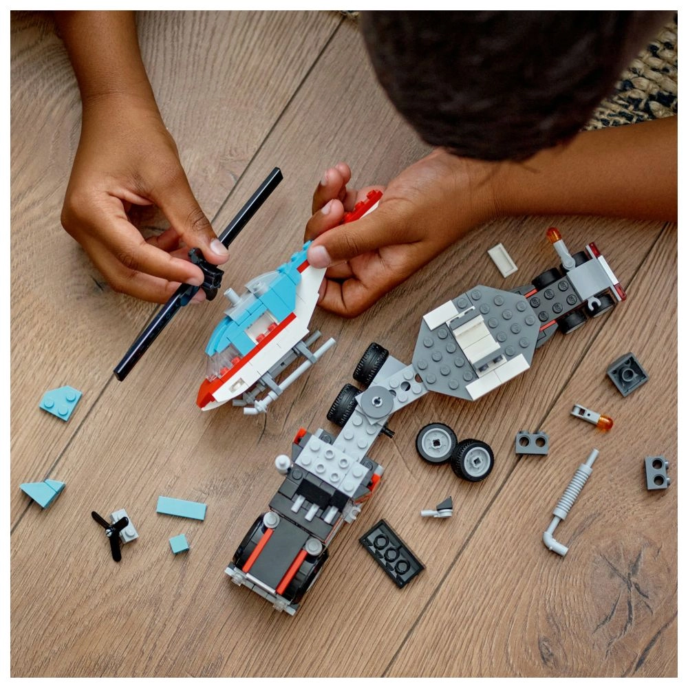 Flatbed Truck With Helicopter - 270 pcs