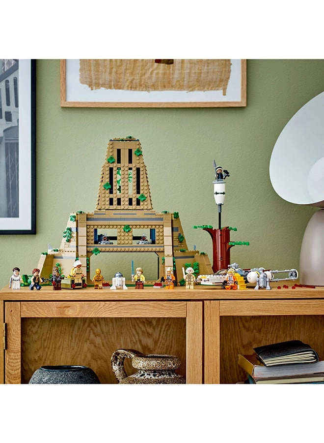 Star Wars Yavin 4 Rebel Base (75365) - A New Hope 10 Minifigures