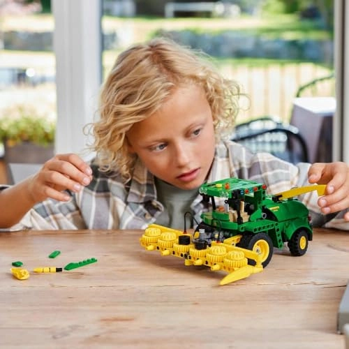 Technic John Deere 9700 Forage Harvester (42168)