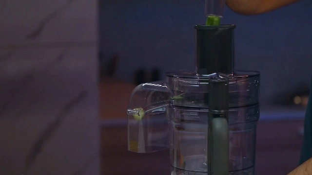 FDM71.690SS - 3 Liter(s) 1000 Watts