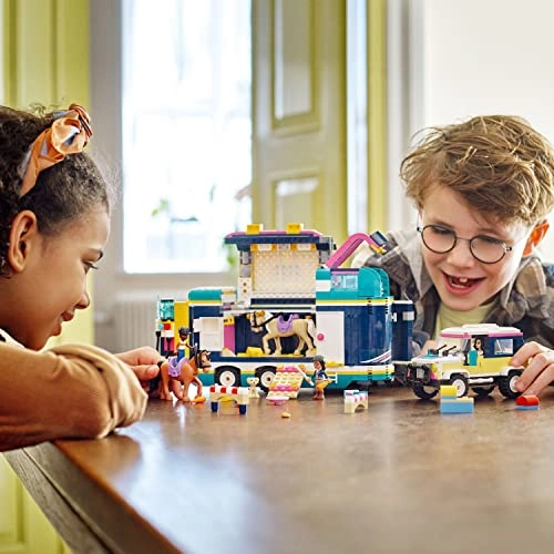 Friends Horse Show Trailer (41722)