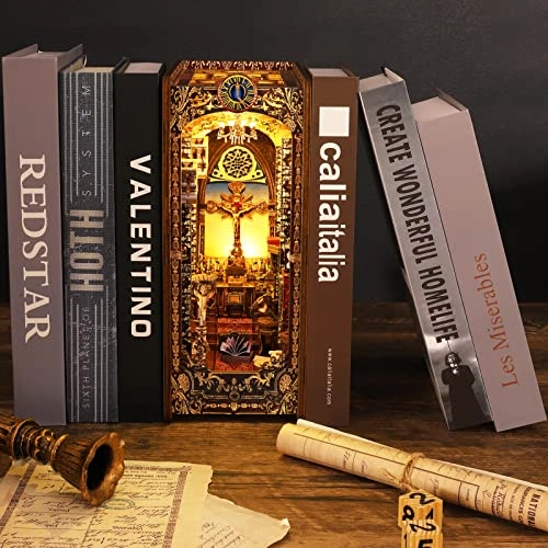 Book Nook - Spring and Autumn in the Temple