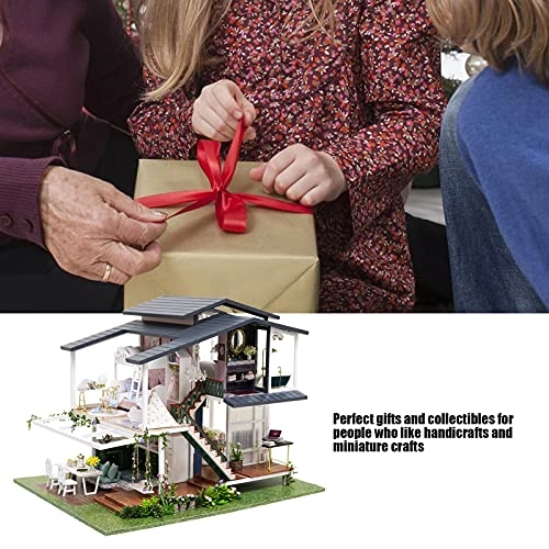 Miniature Dollhouse Kit - 1:24