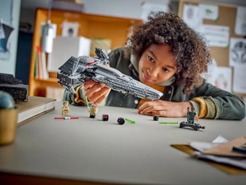 Darth Maul's Sith Infiltrator (75383) - Star Wars