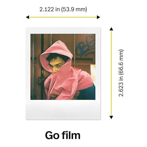 Color Go Film - 32 Photos 66.6 mm x 53.9 mm