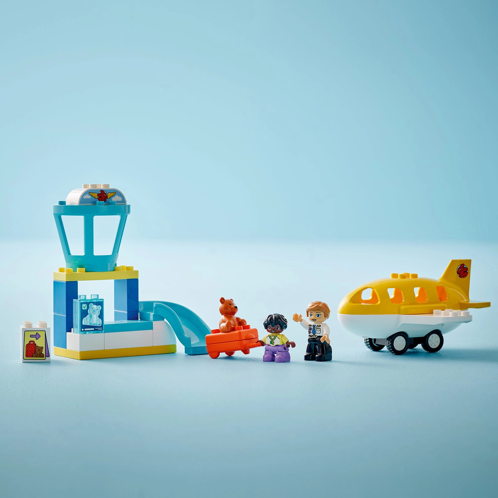 DUPLO Town First Time at the Airport - 23 pcs