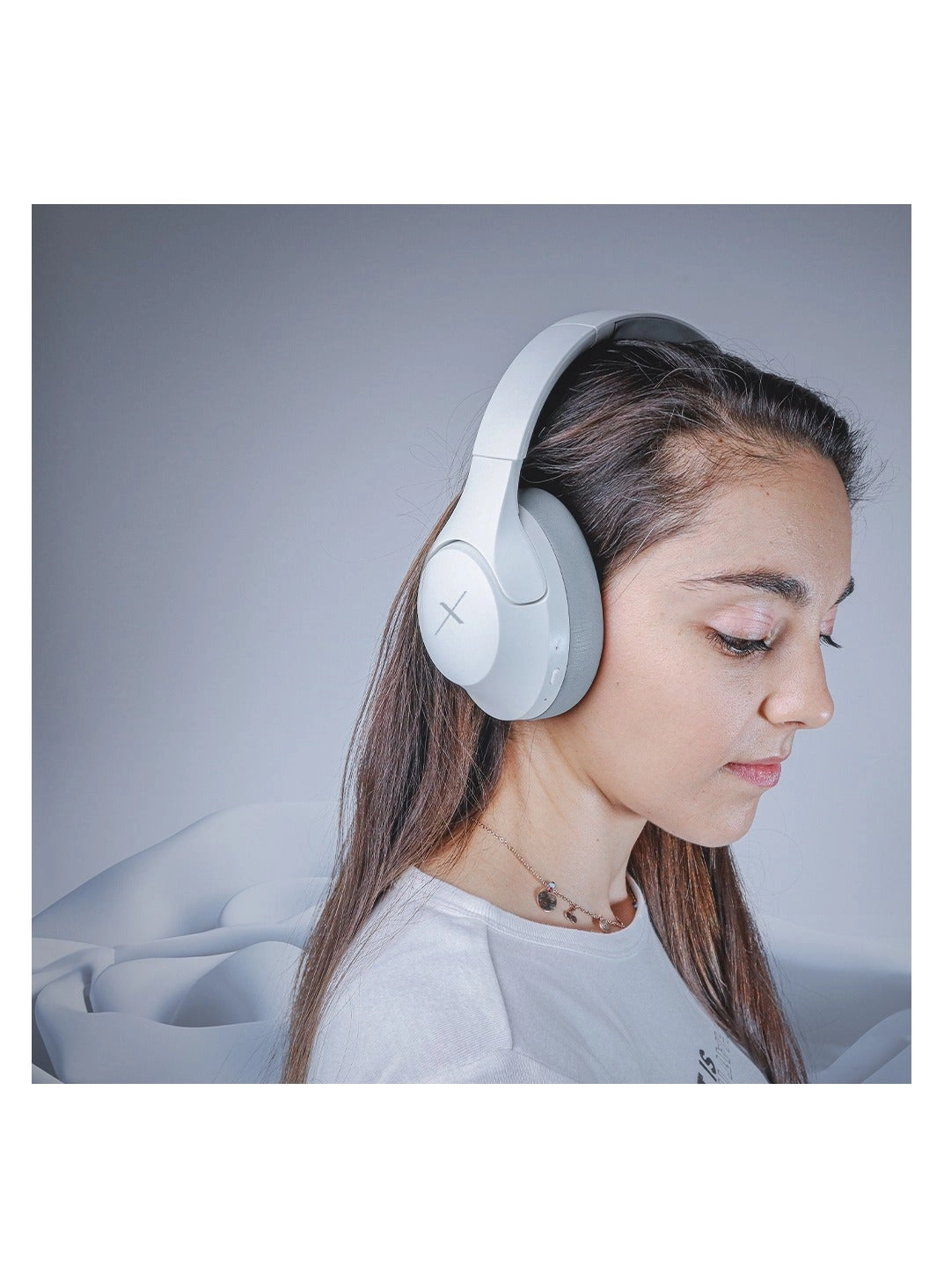 VXH200 Wireless Headphone