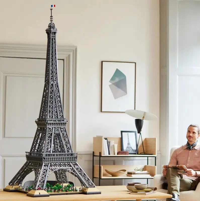 Eiffel Tower (10307)