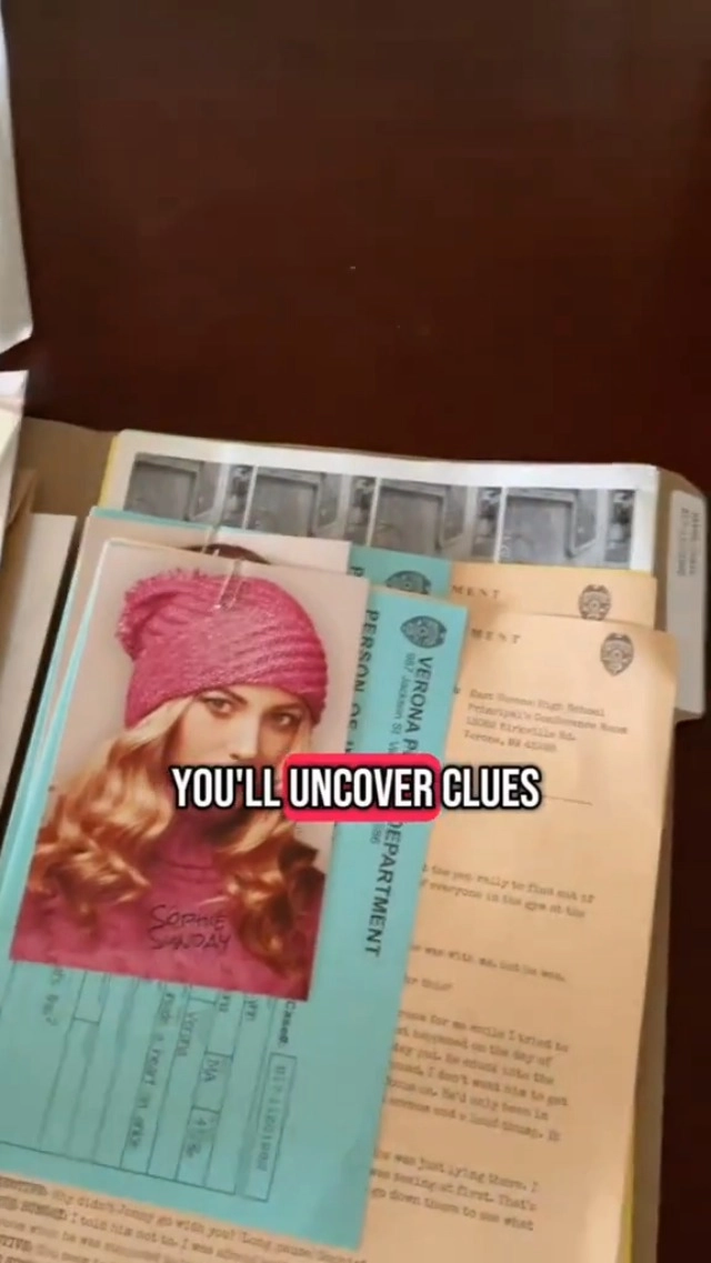 Banks, Jamie - Cold Case Murder Mystery Game