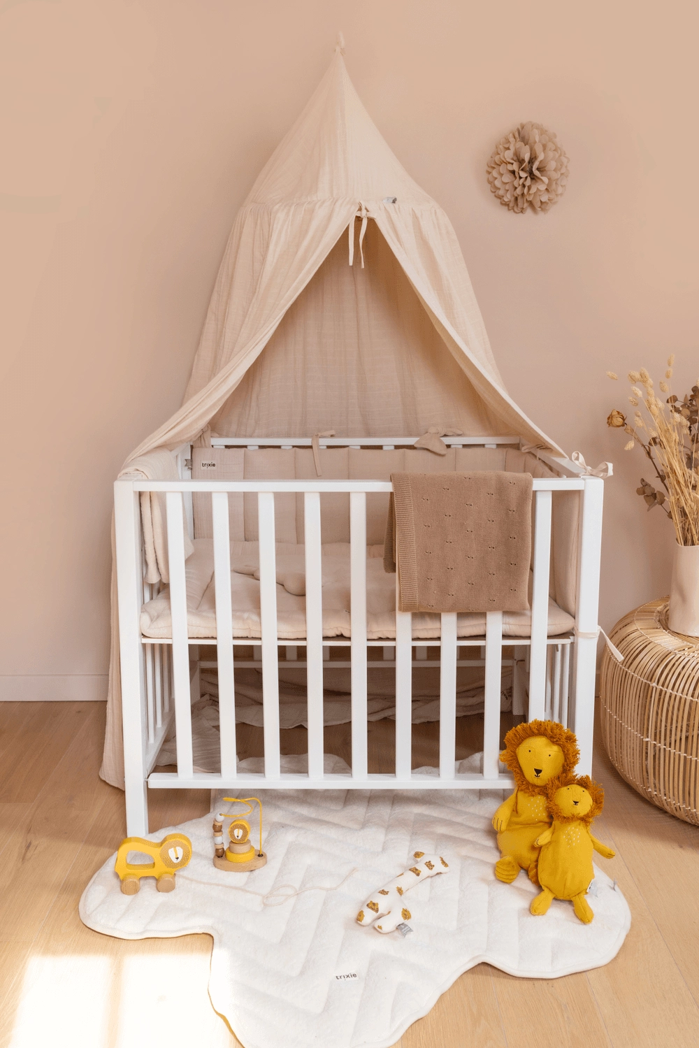 Rattle Giraffe - Suitable for 0 month & above 100% organic cotton