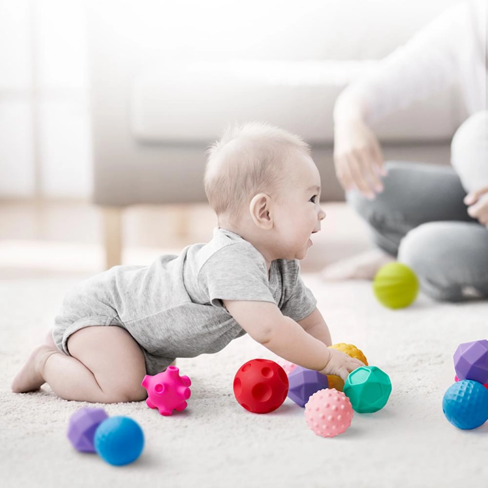 Baby Squeeze Sensory Balls - 6 months 8 Pcs