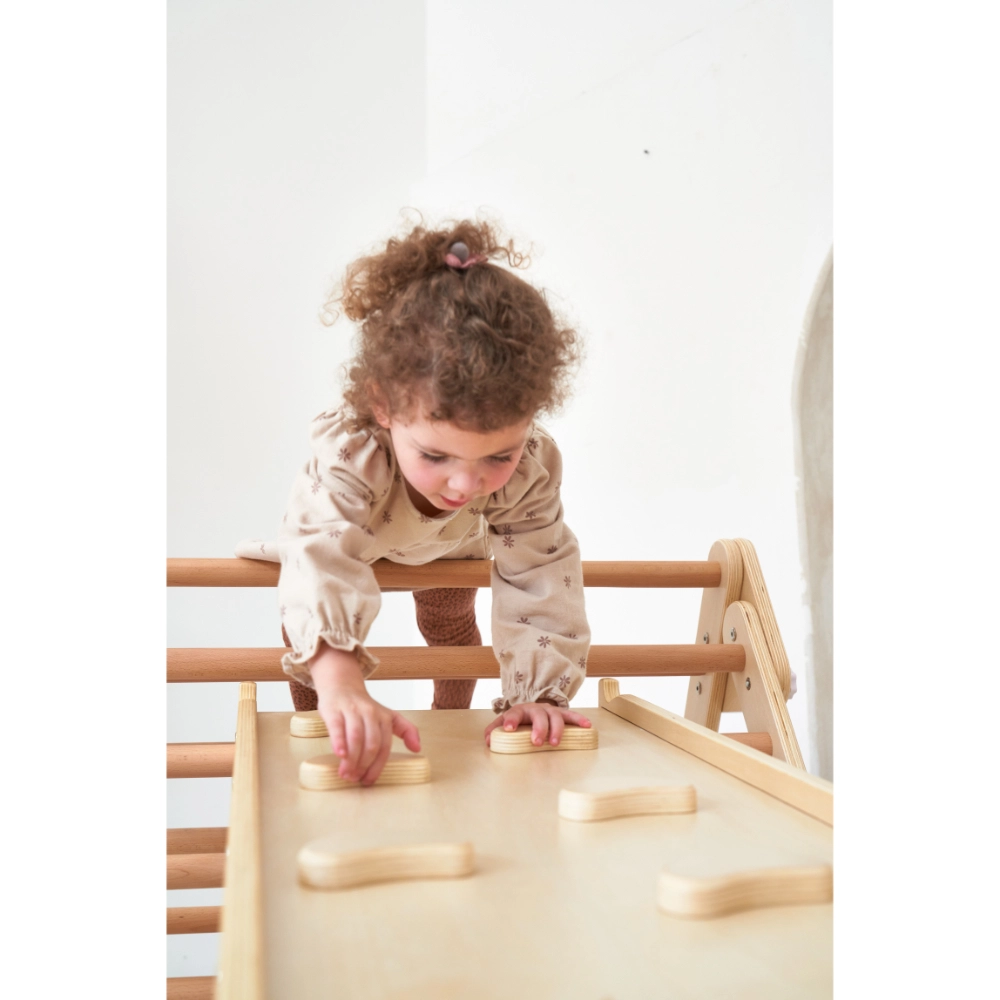 Pikler Triangle - Foldable Natural 80 x 90 x 102 cm + Reversible Ramp - 116 x 41 cm