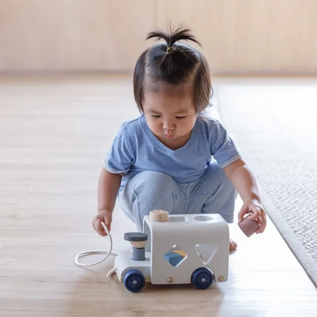 Wooden Sorting Bus - Suitable for 12 months and above