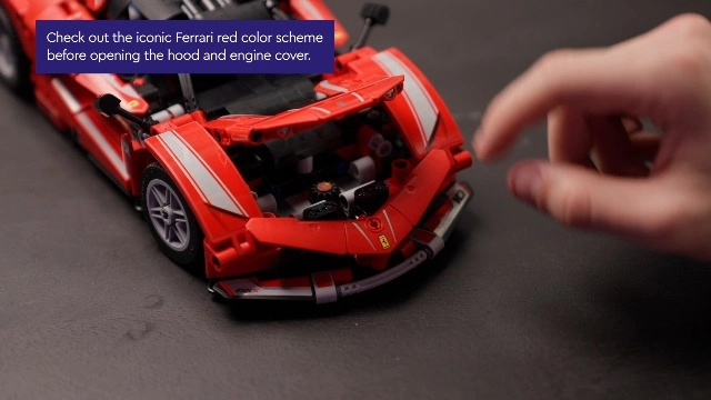 Technic Ferrari FXX K (42212) - V12 engine moving pistons