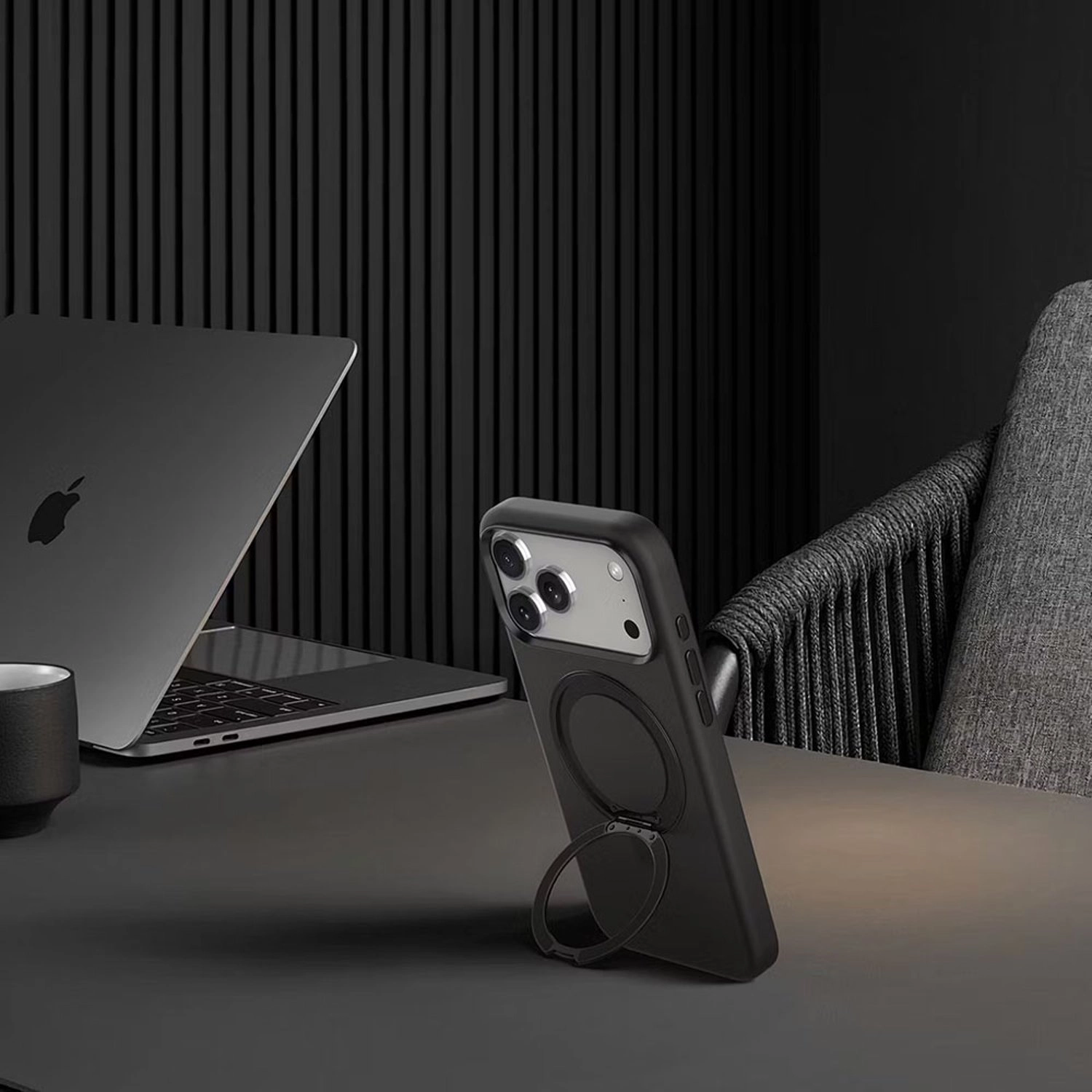 Iris Pro Silicone Case with MagSafe for iPhone 17 Pro Max