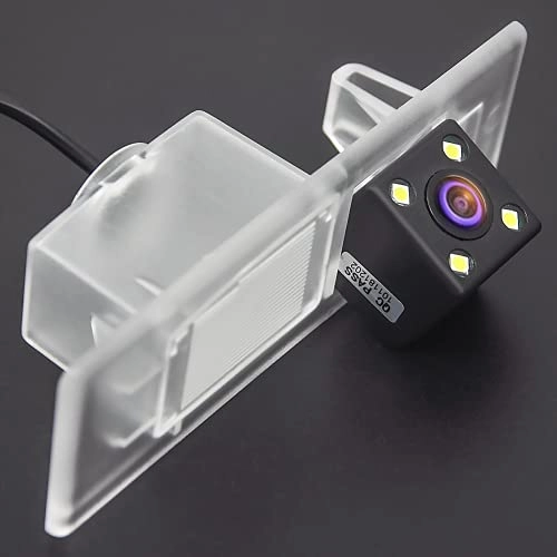 Rear View Reverse Backup Tracks Camera - 728 x 512