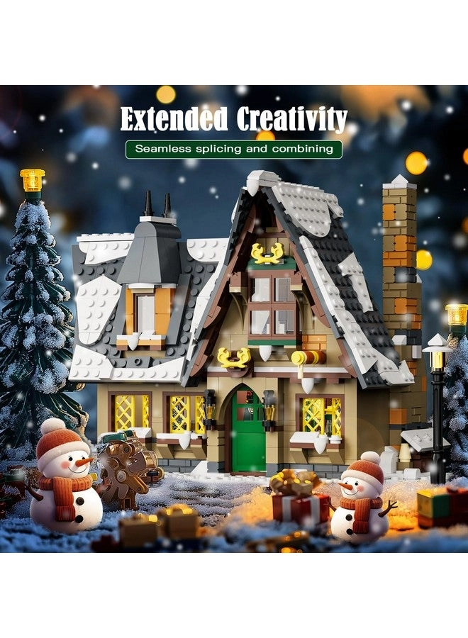 Christmas Cottage (16049)