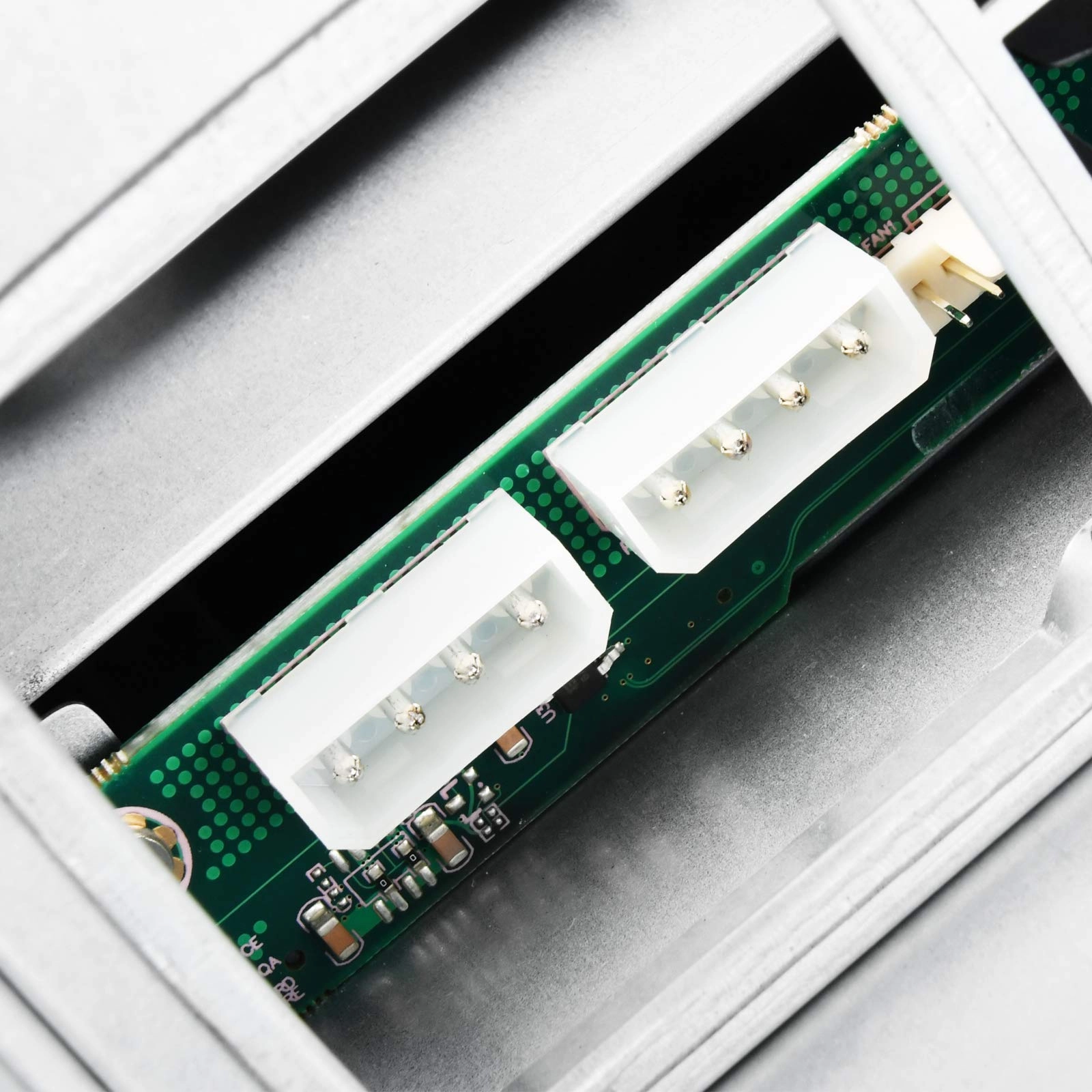 RM21-304 - Micro-ATX