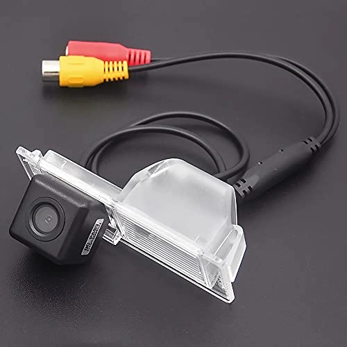 Rear View Reverse Backup Tracks Camera - 728 x 512