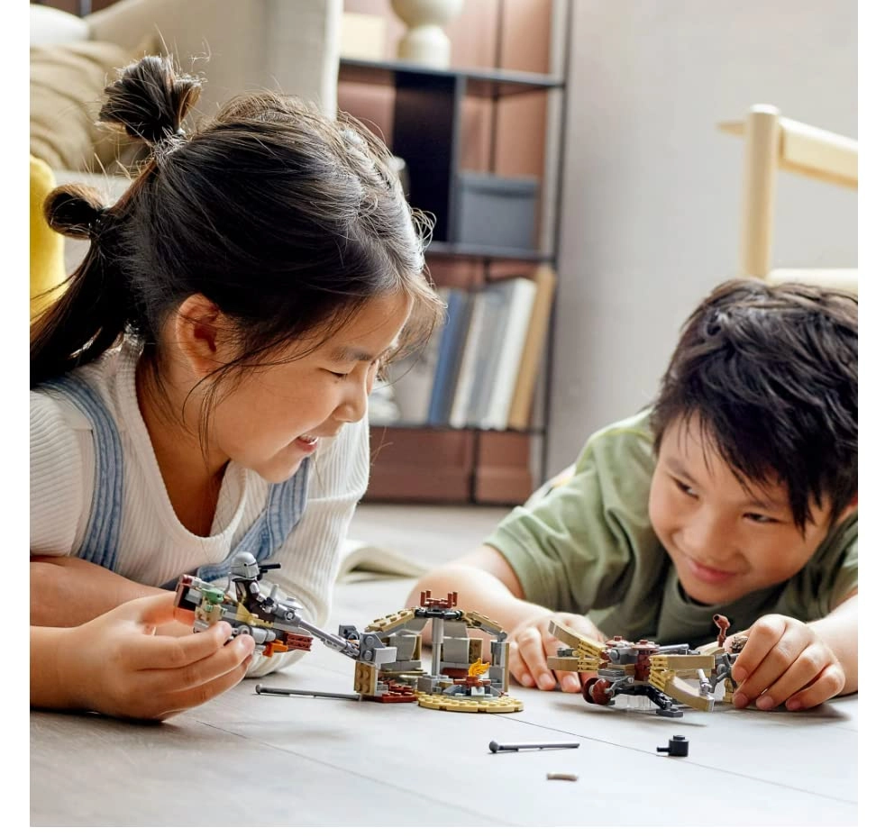 Star Wars Galactic Adventures (66708) - 3-in-1 Building Toy Gift Set