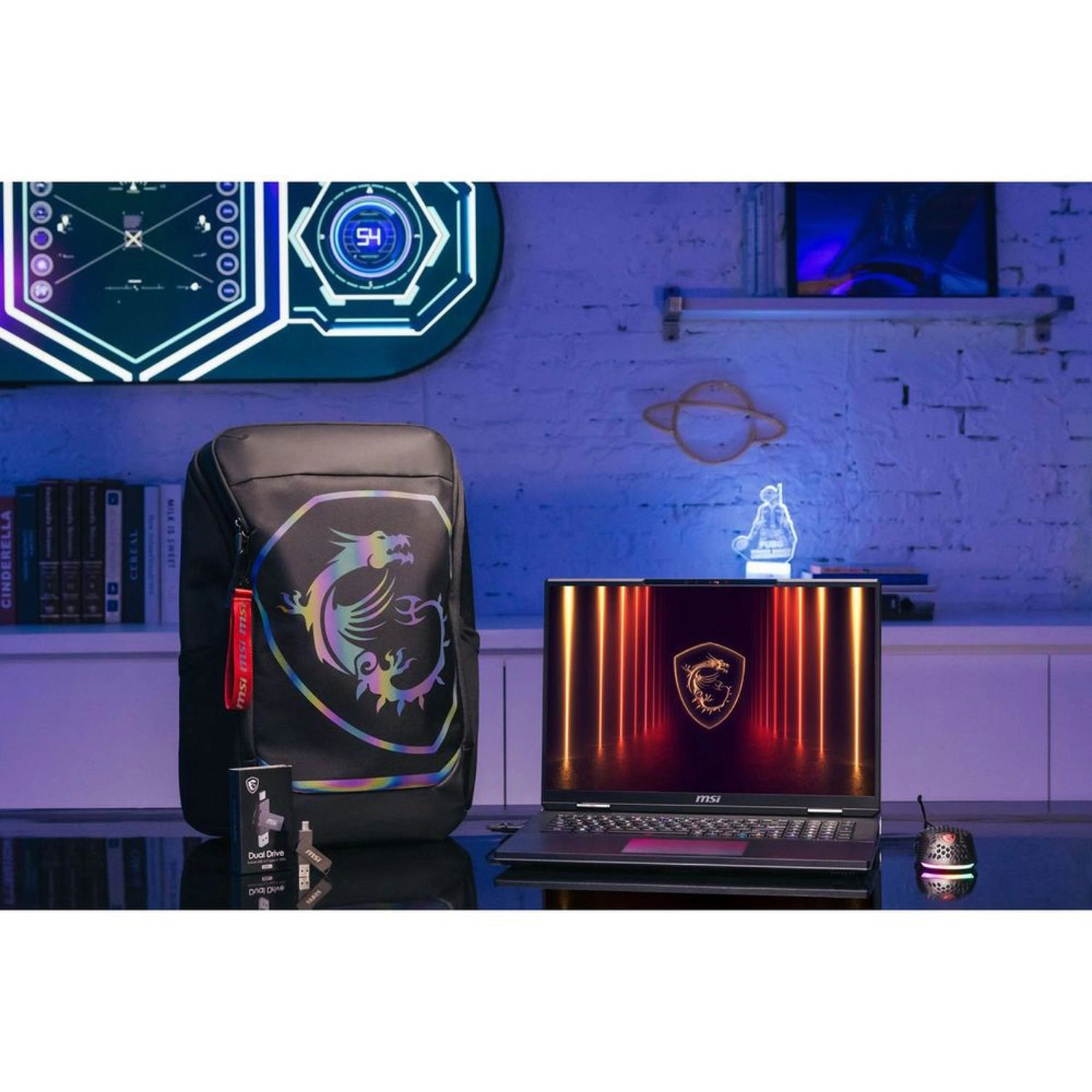 Titan 18 HX AI TITAN18 - 18'' Core Ultra 9-285HX 64GB 4TB SSD