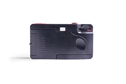 M38 - 35mm Built-In Flash