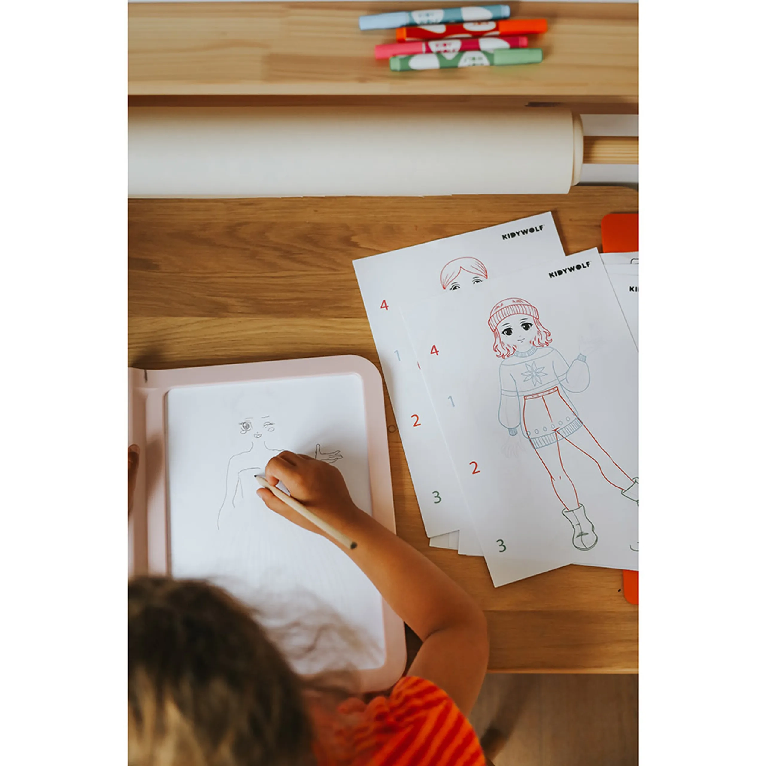 Kidydraw Pro - 4 neon chalk markers 1 pencil