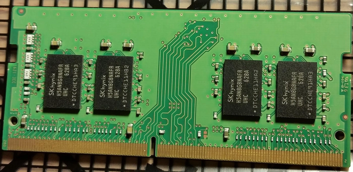 HMA81GS6AFR8N-UH - 8GB 2400MHz Sodimm DDR4