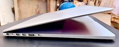 (Renewed) Macbook Pro A1398 - 15.4'' Core i7 16GB DDR3 256GB SSD