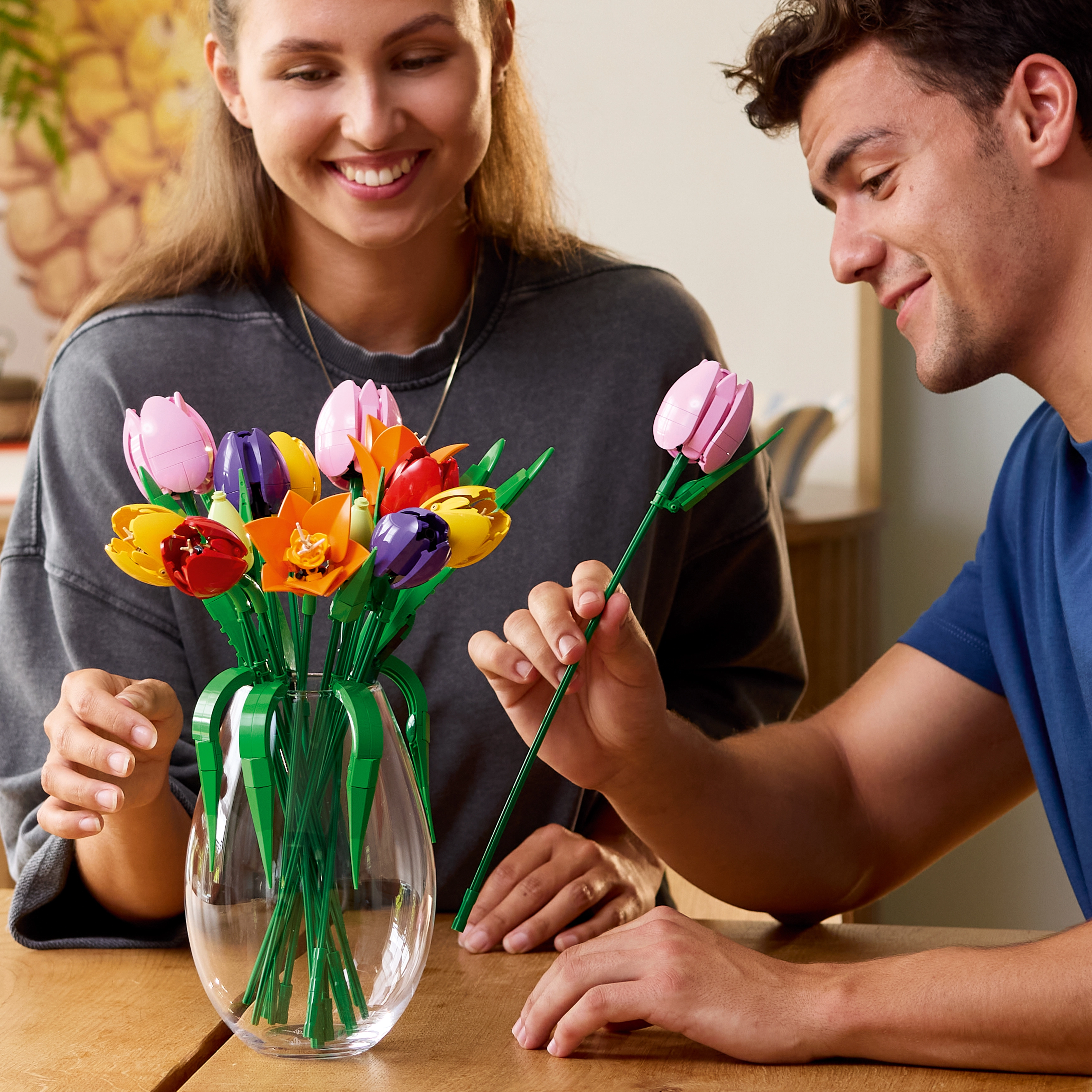 Tulip Bouquet - 576 pcs