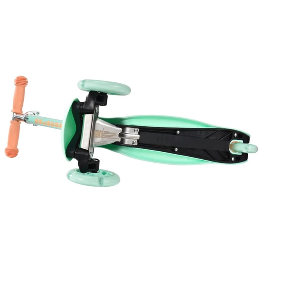 Teeny 3-Wheel Kick Scooter – LED