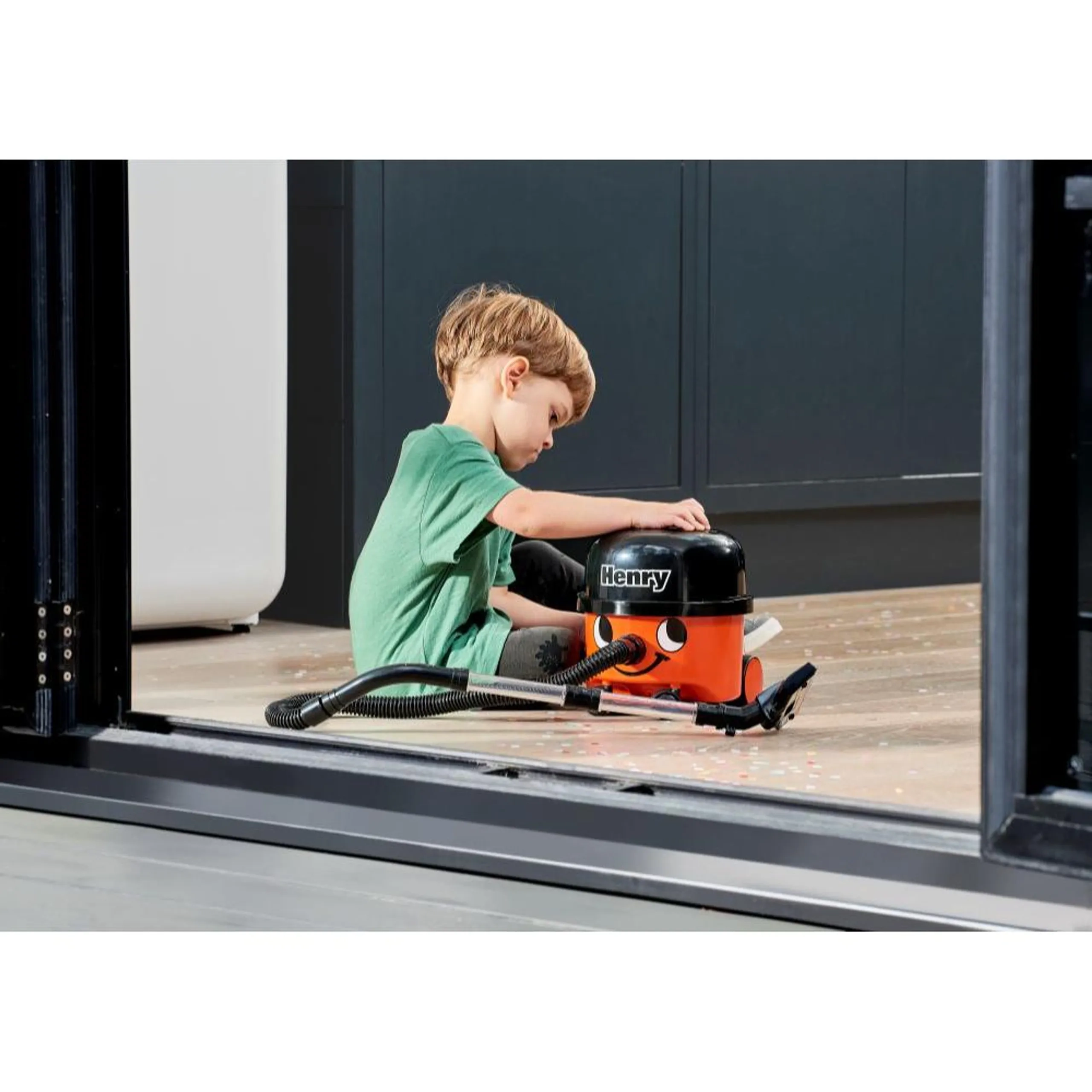 Henry Vacuum Cleaner Role Play Toy