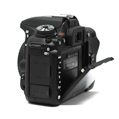 D7500 - 20.9MP 4K + Camera Bag
