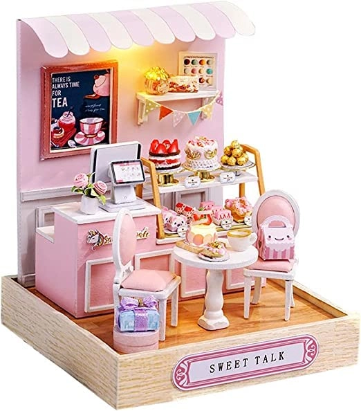 Miniature Wooden Dollhouse Furniture Kit - Creative Room 1:24