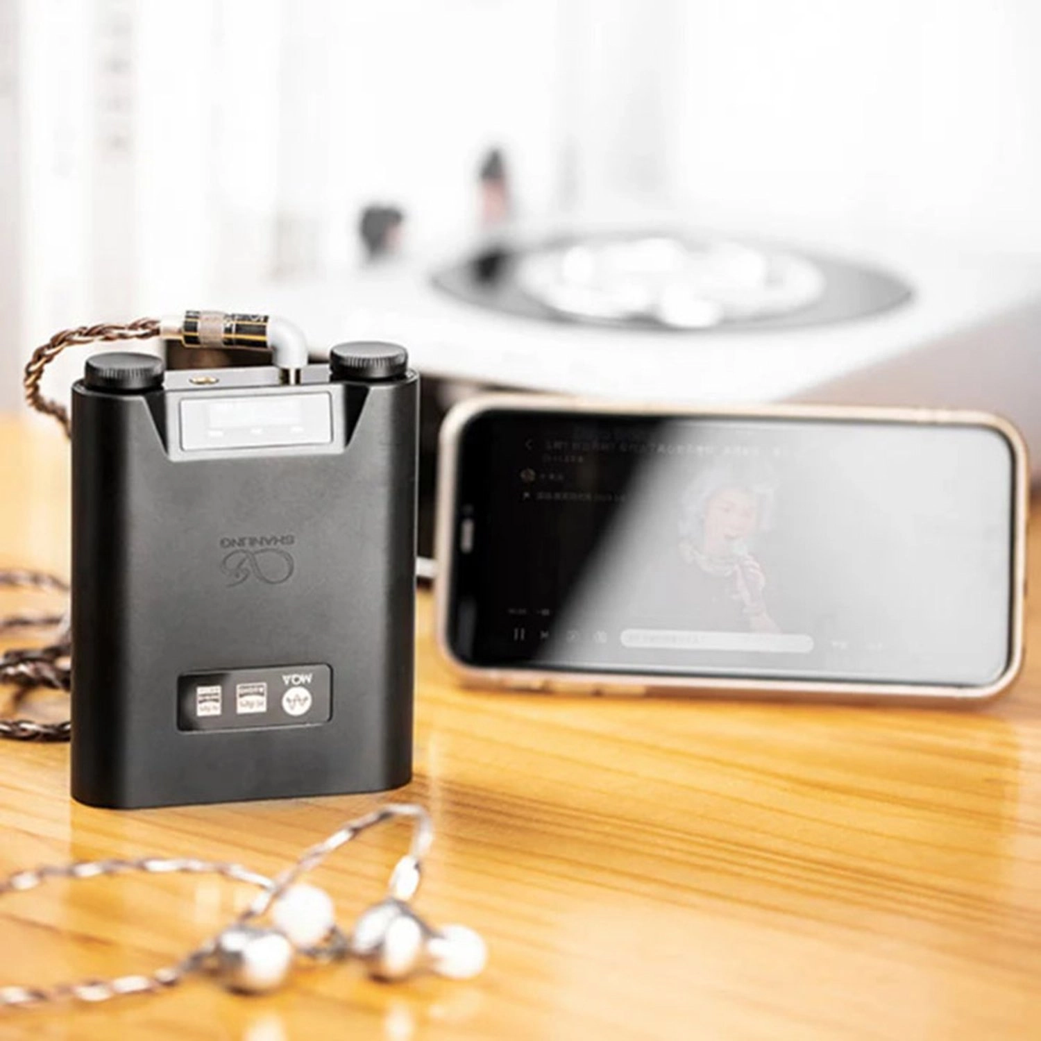 H5 - Portable DAC & Amplifier 3500mAh Bluetooth 5.0