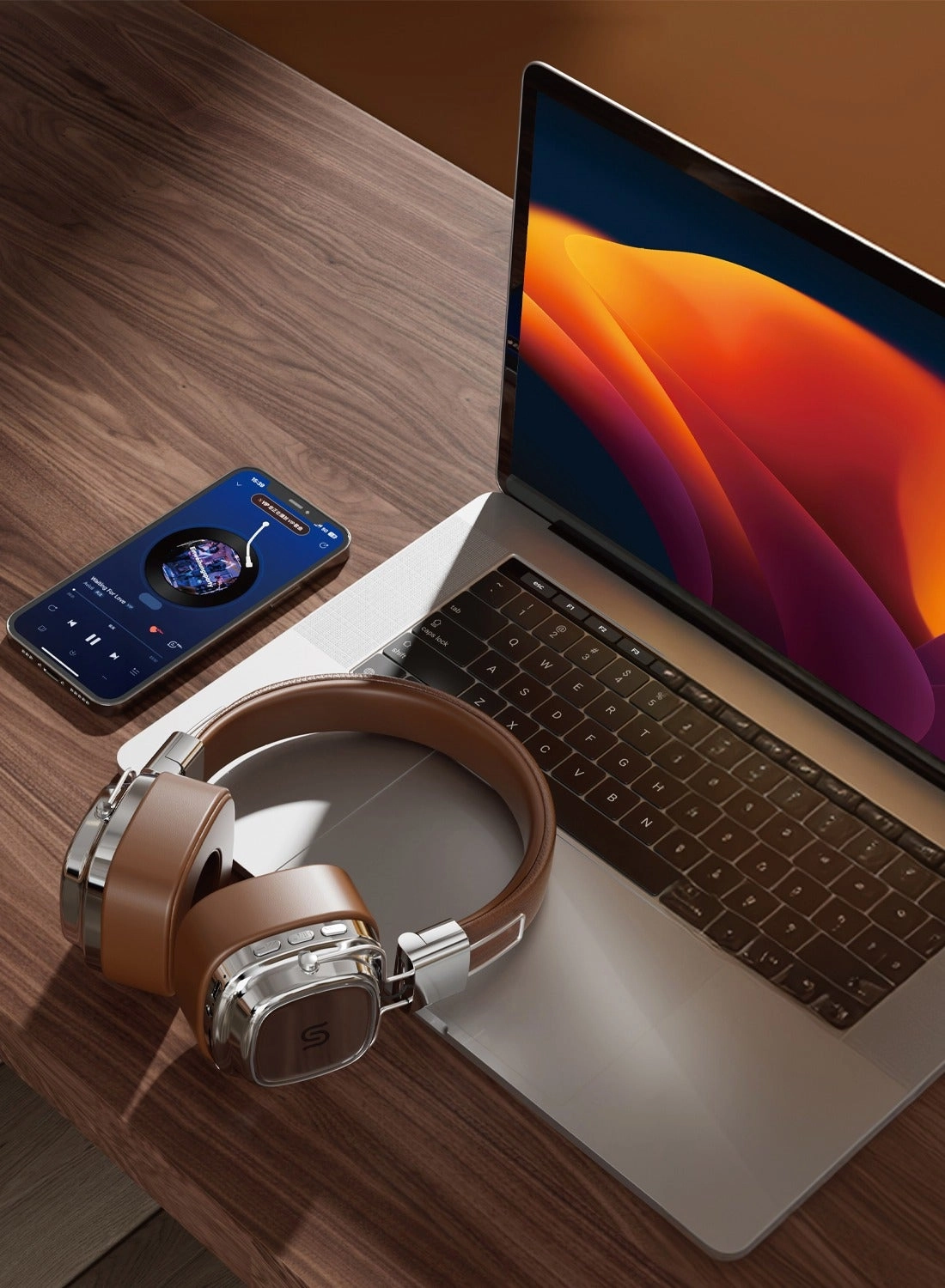 Soundtec Vintage Wireless Headphone